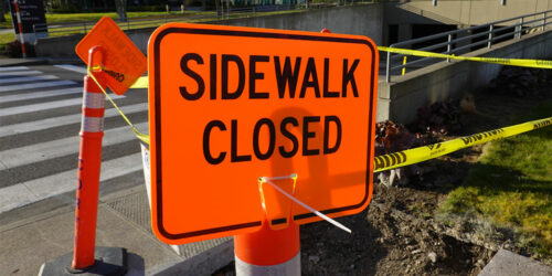 4 useful designs for sidewalk closed signs