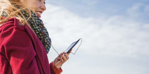 6 Essential Tips For Buying A Portable Audio-Video Player