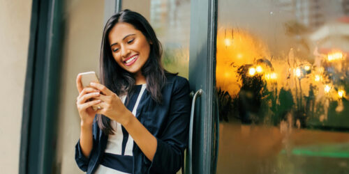 The top 3 cellphone companies in the world