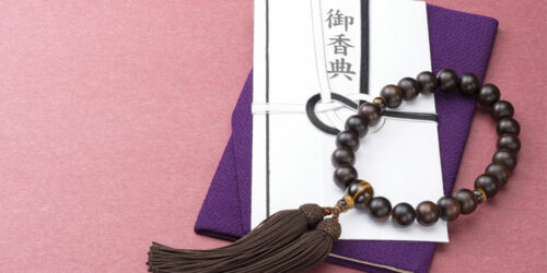 Top stones used for prayer beads